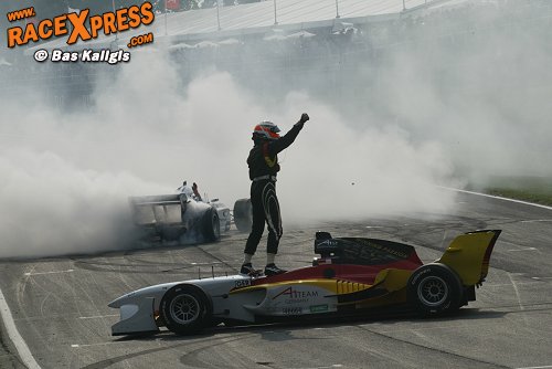 Nico Hulkenberg op de auto